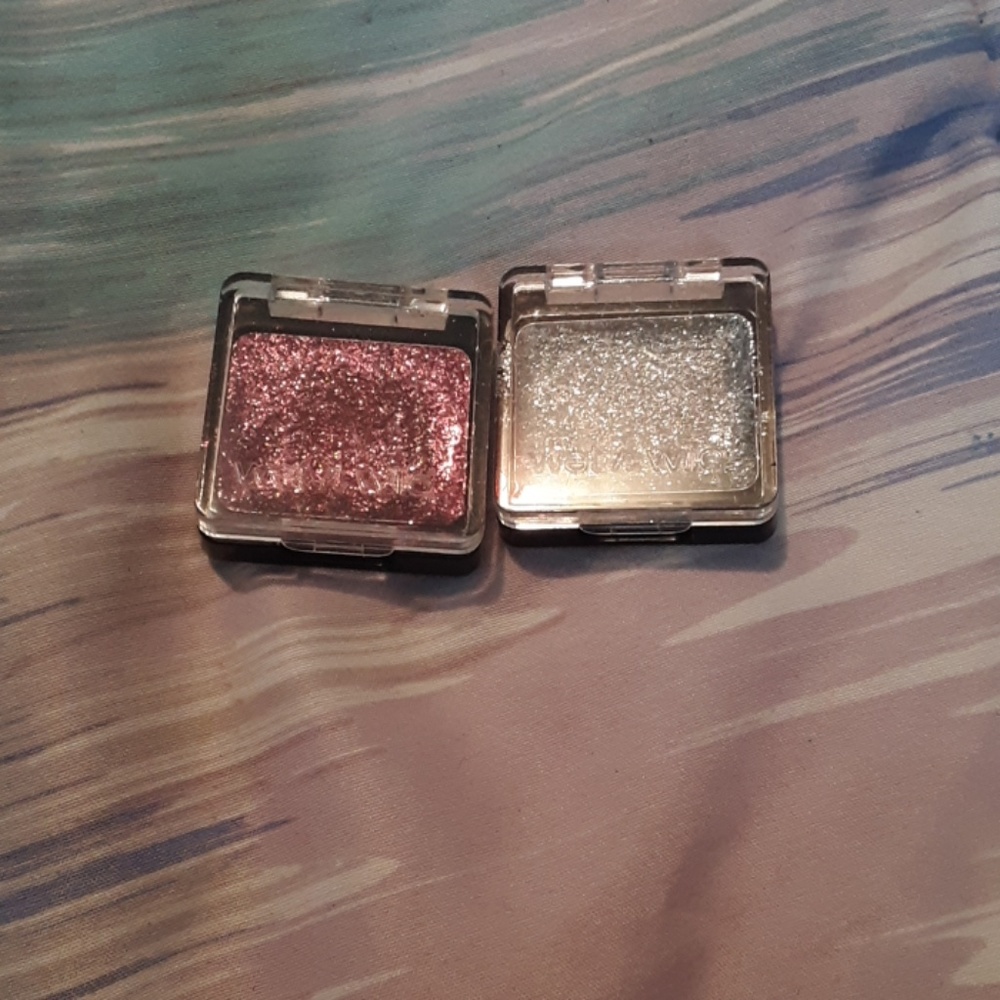Eye shadow